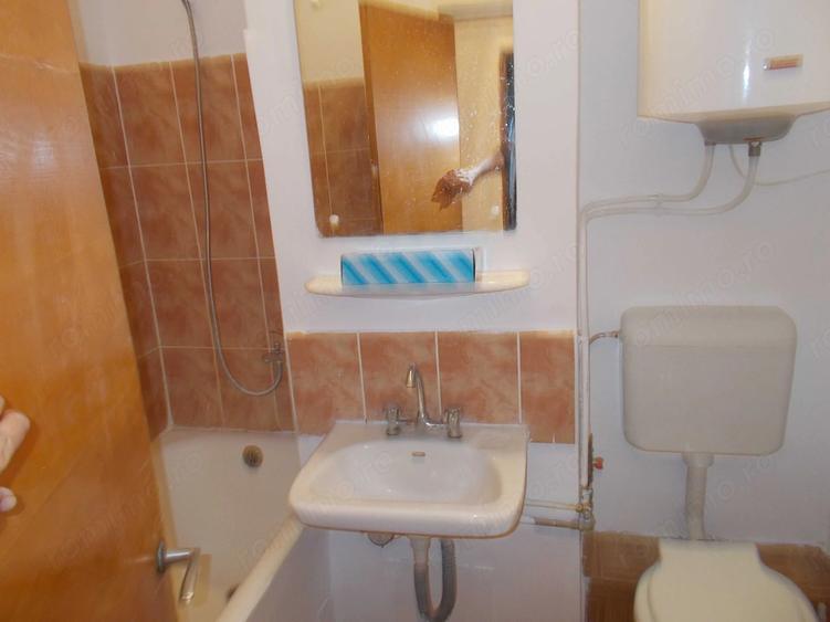 Garsonieră semidecomandată în Răcădău