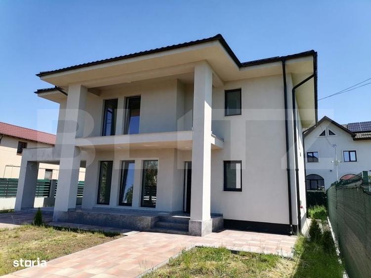 Casă cu 4 camere cu Teren 488 Mp în Valea