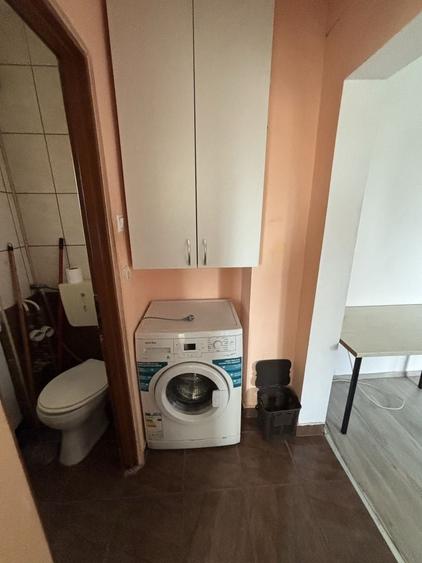 Apartament cu 2 camere semidecomandat în Cantemir