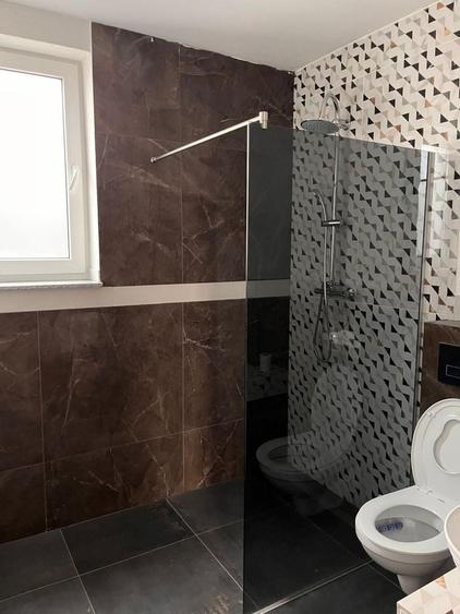 Casă cu 2 camere cu Teren 250 Mp în Central