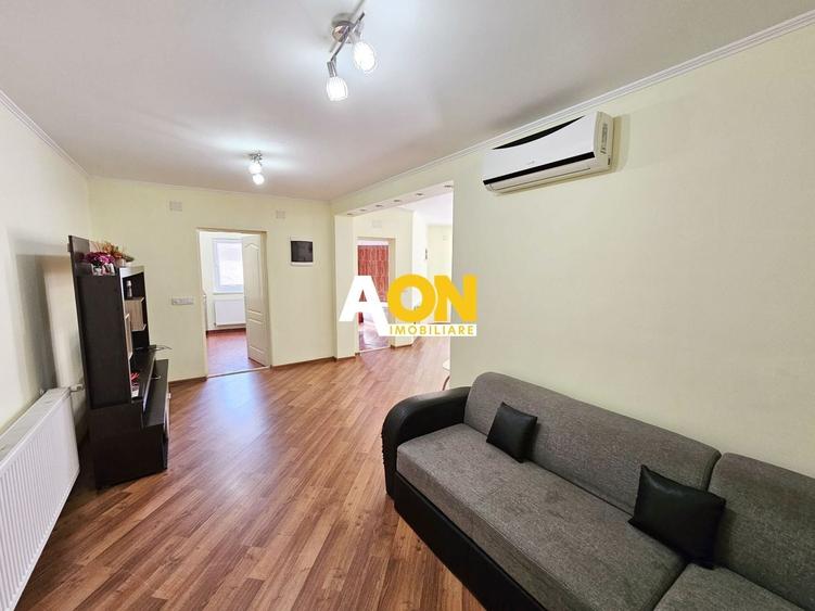 Duplex cu 10 camere cu Canalizare în Central