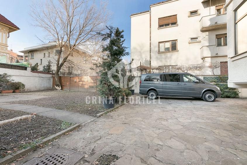 Apartament cu 5 camere, mobilat în Dorobanți