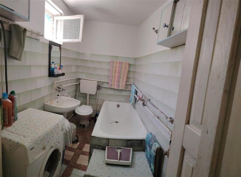 Casă cu 3 camere cu Teren 3309 Mp în Husasău de Tinca