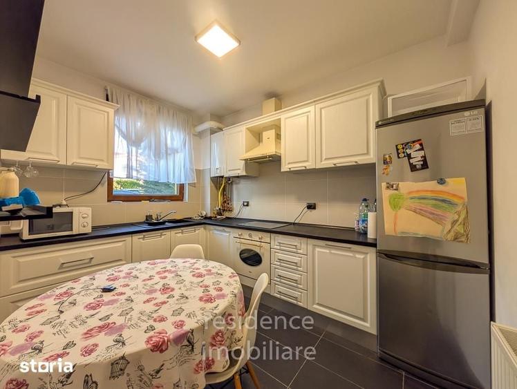 Casă cu 4 camere cu Teren 360 Mp în Borhanci