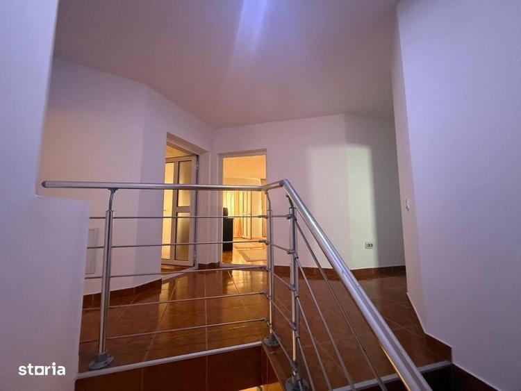 Casă cu 4 camere cu Teren 1267 Mp în Ciorani