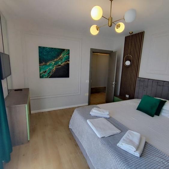 Apartament cu 2 camere, mobilat în Faleza Nord