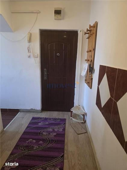 Apartament cu 2 camere decomandat în Solidarității