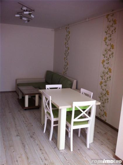 Apartament cu 2 camere semidecomandat în Sisești