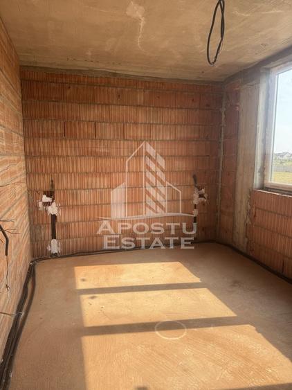 Duplex cu 3 camere cu Canalizare în Moșnița Nouă