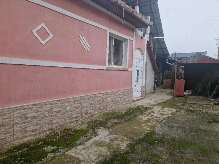 Casă în Giroc