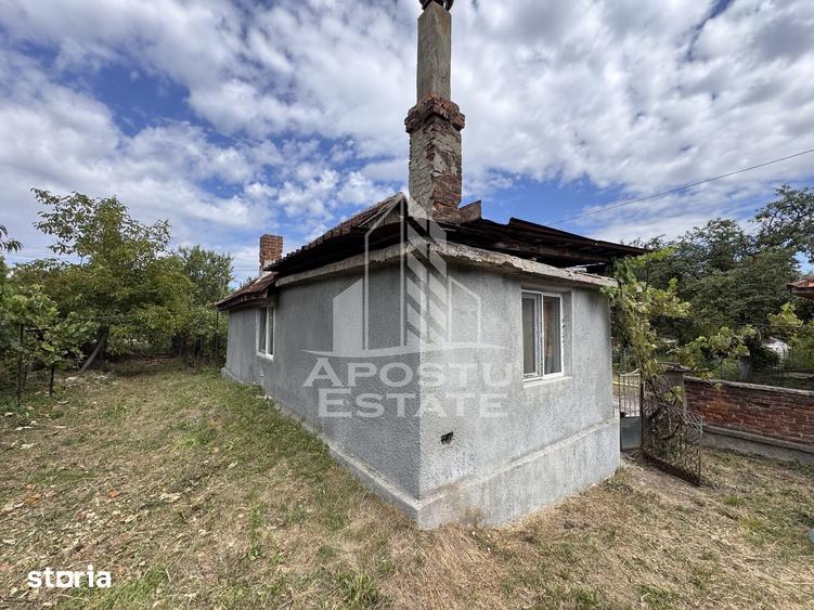 Casă cu 3 camere cu Teren 841 Mp în Central