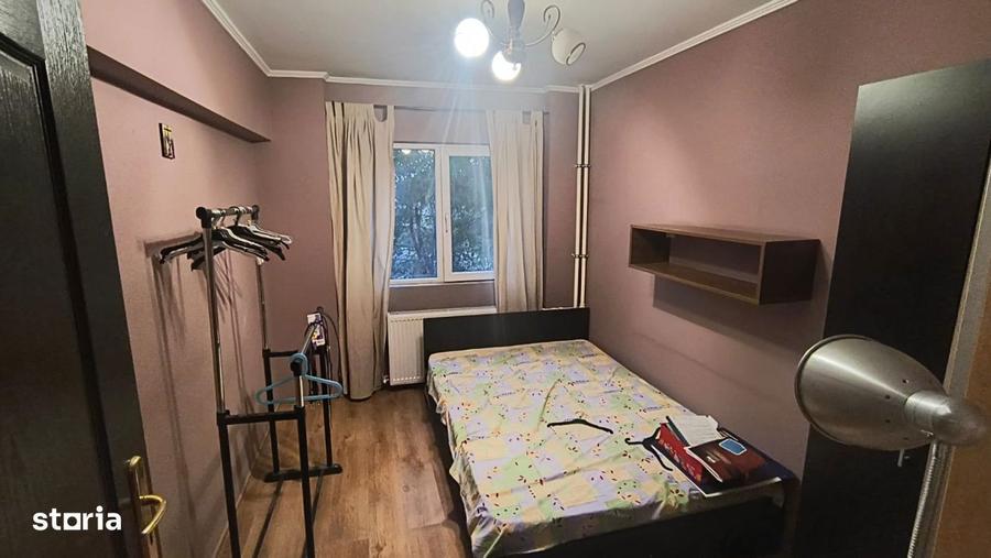 Apartament cu 3 camere decomandat, mobilat în Giurgiului