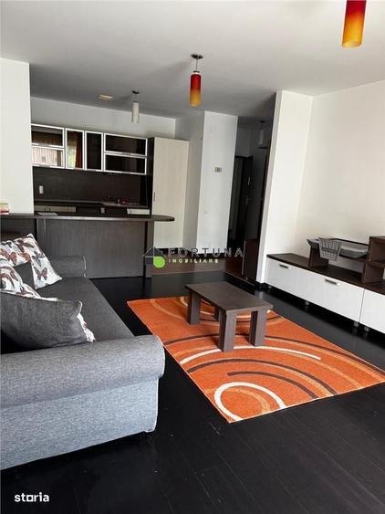 Apartament cu 2 camere, mobilat în Noua