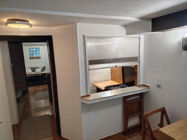 Apartament cu 2 camere semidecomandat în Aviației