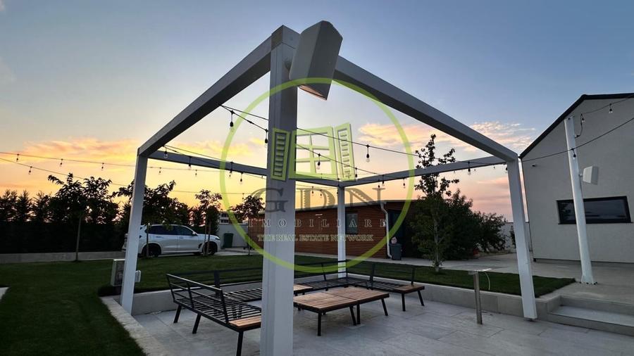 Casă individuală cu 4 camere cu Piscina în Cârcea