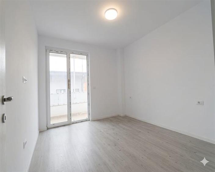Apartament 2 camere INTABULAT PACURARI  loc de parcare boxa - 7