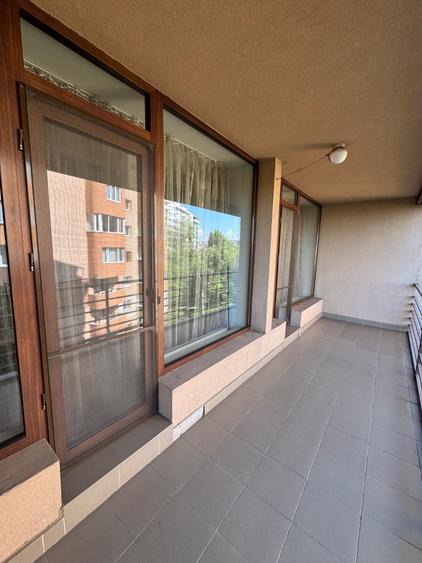 Apartament cu 2 camere decomandat în Plopilor