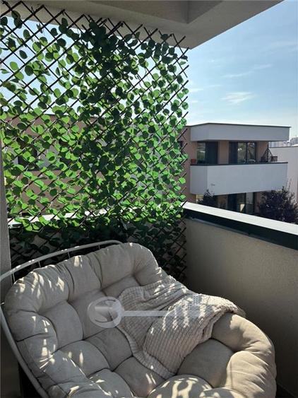 Apartament cu 3 camere decomandat în Valea Adâncă