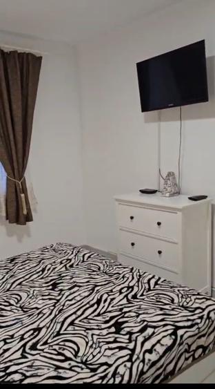 Apartament cu 2 camere decomandat în Girocului
