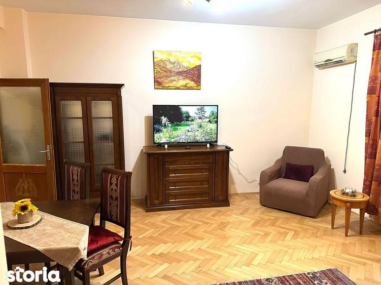 Garsoniera Universitate-Muzeul Bucuresti-Centrul Istoric-34mp-Metrou - 8