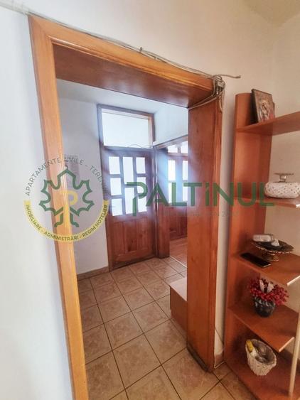 Apartament cu 3 camere decomandat, mobilat în Terezian