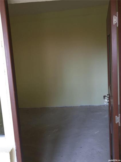 Casă cu 4 camere în Gura Ocniței