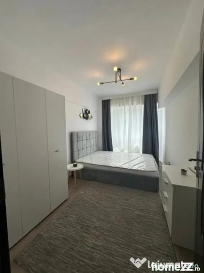 Apartament cu 4 camere decomandat în Dacia