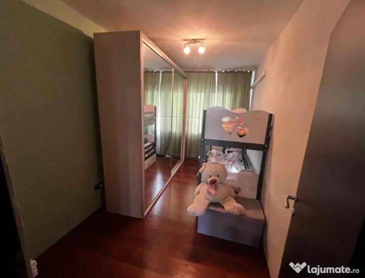 Apartament cu 3 camere decomandat în Grigorescu