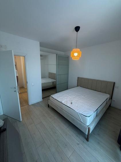 Apartament cu 3 camere decomandat, mobilat în Pipera