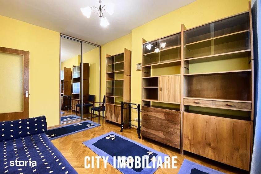 Apartament cu 3 camere decomandat în Central