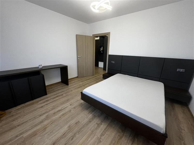 Apartament cu 2 camere decomandat, mobilat în Siliștea Snagovului