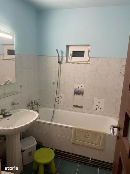 Apartament cu 4 camere în Central