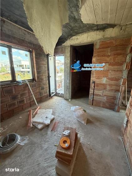 Casă cu 4 camere cu Teren 220 Mp în Central