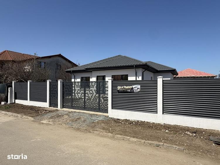 Casă cu 4 camere în Cumpăna