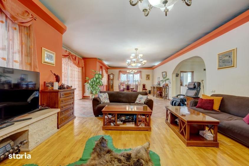Casă cu 4 camere în Dobroești