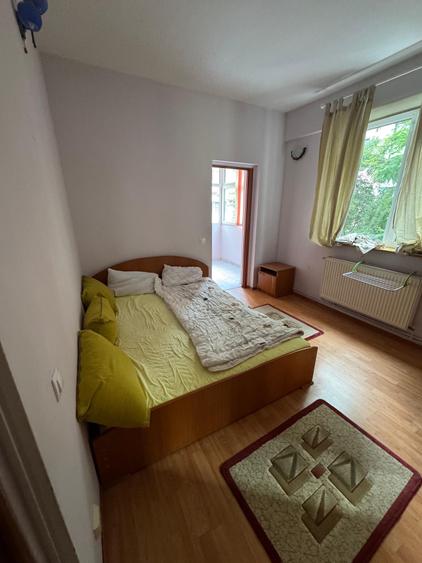 Apartament cu 2 camere decomandat în Trivale
