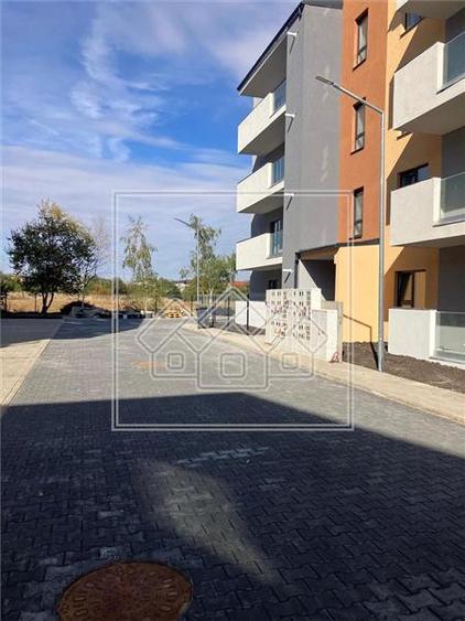 Apartament cu 2 camere decomandat în Țiglari