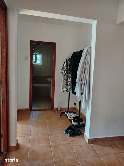 Apartament cu 3 camere decomandat în Republicii
