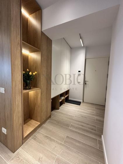 Apartament cu 2 camere decomandat în P-ta Presei Libere