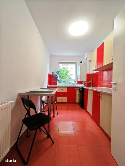 Apartament cu 2 camere decomandat, mobilat în Avantgarden