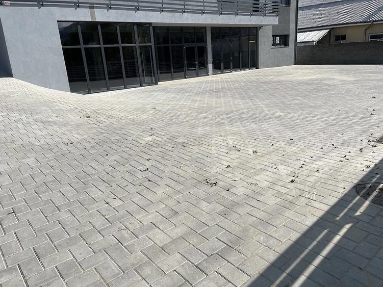 Spațiu comercial, de 510 mp, în Central
