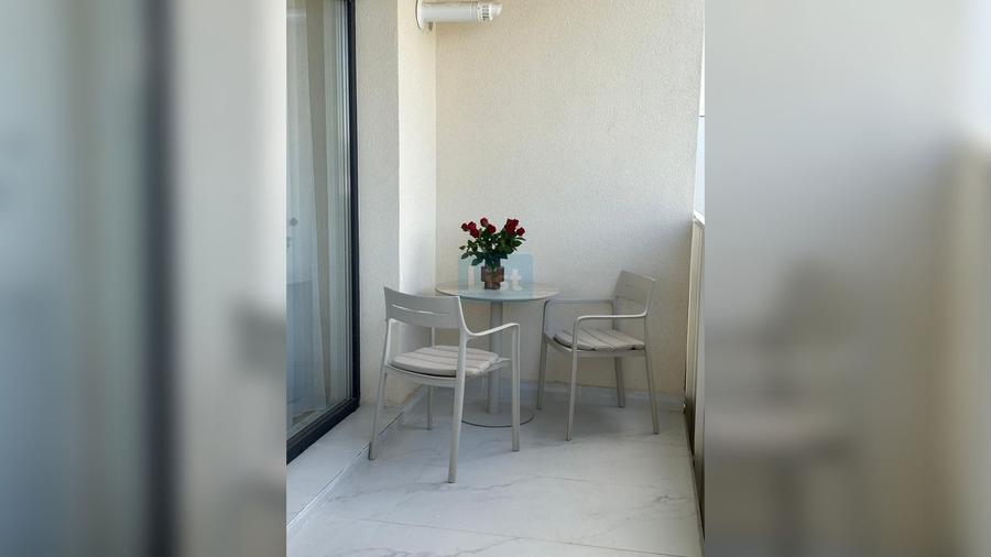 Apartament cu 2 camere semidecomandat, mobilat în Florești
