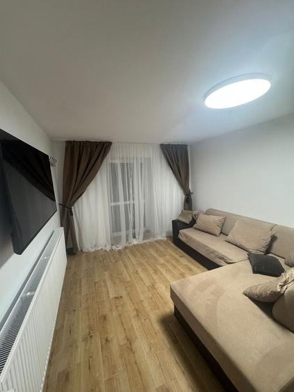 Casă cu 2 camere cu Teren 10 Mp în Exterior Vest