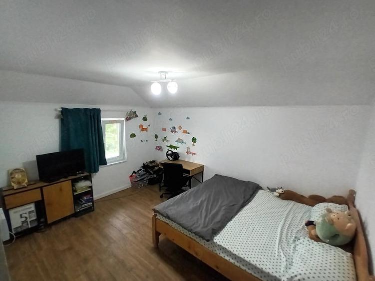 Casă cu Teren 1100 Mp în Valea Călugărească