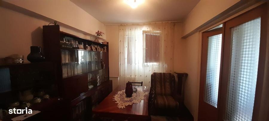 Drumul Taberei,Valea Argesului,2 min metrou - 16