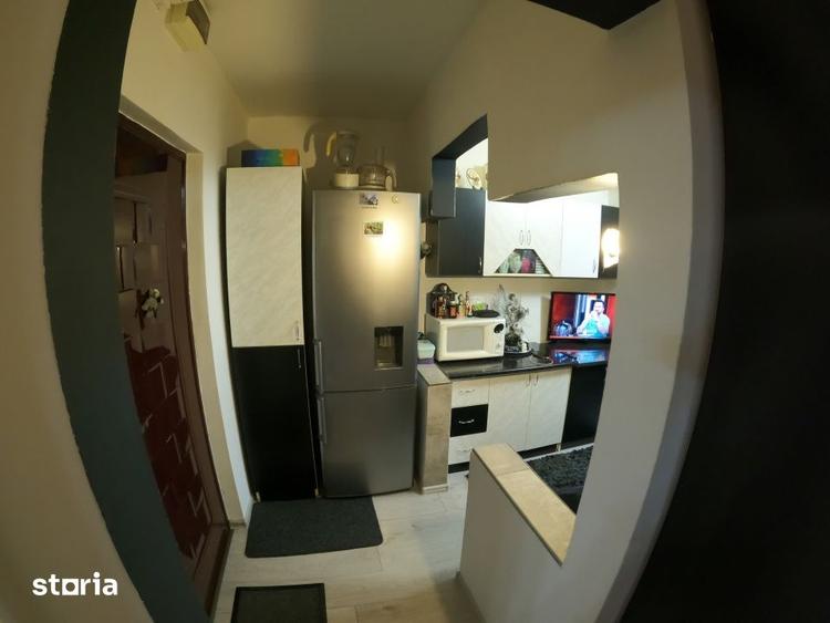 Apartament cu 3 camere, mobilat în Central