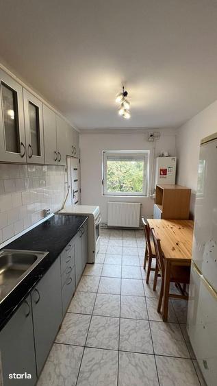Apartament cu 2 camere decomandat în 14 Mai