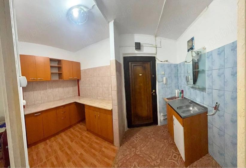 Garsonieră decomandată în Narcisa