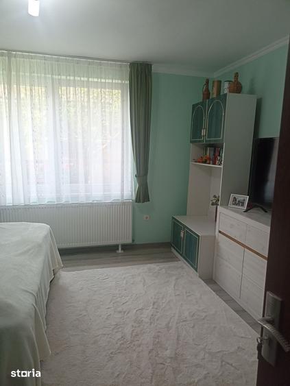 Casă cu 2 camere cu Teren 468 Mp în Central
