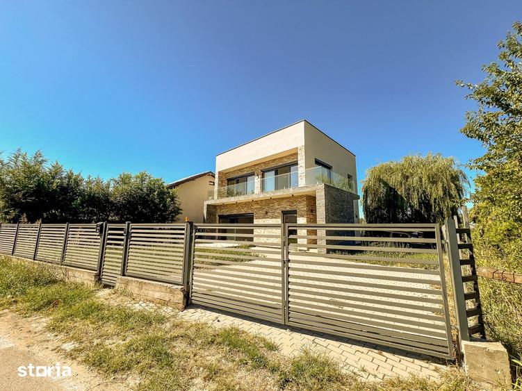 Casă cu 3 camere cu Teren 475 Mp în Corbeanca